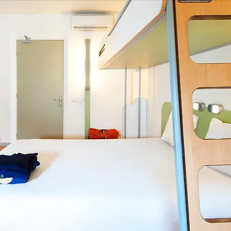 Отель Ibis Budget Caen Memorial 2*