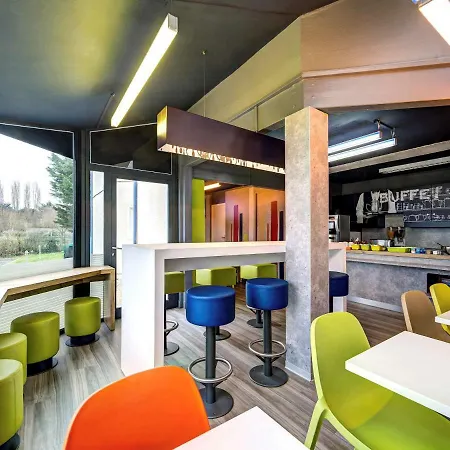Ibis Budget Caen Memorial Отель